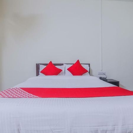 Nirvana Guest House シロン エクステリア 写真