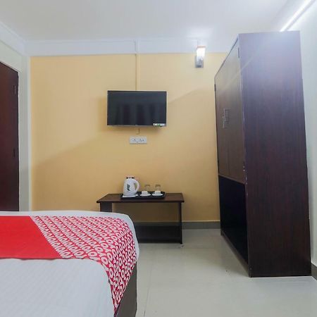 Nirvana Guest House シロン エクステリア 写真