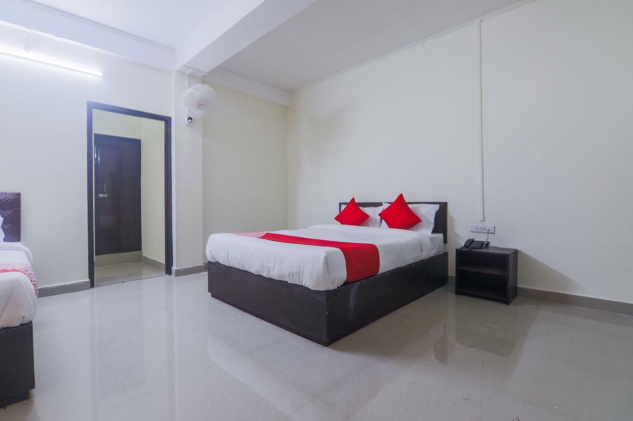 Nirvana Guest House シロン エクステリア 写真